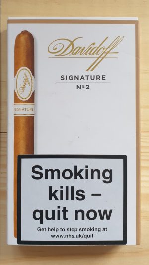 Davidoff Signature No 2 Cigars - Pack of 5 Cigars